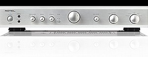 ���� ������ - Integrated ��� ���� ROTEL A10