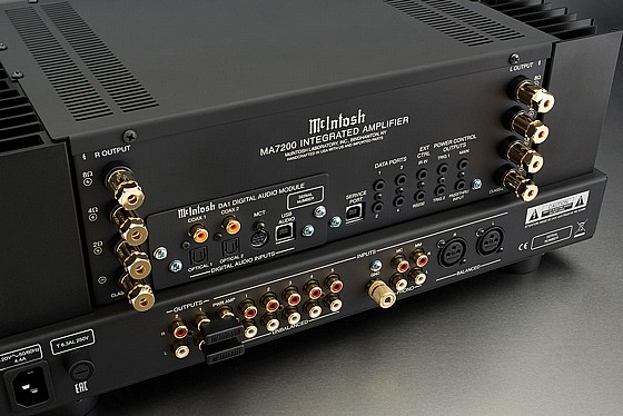 ���� ����� ���������� ������� MA7200 INTEGRATED AMPLIFIER MACINTOSH
